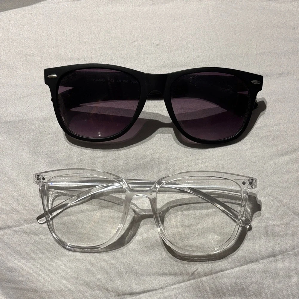 Glasses - Picture 1 of 1